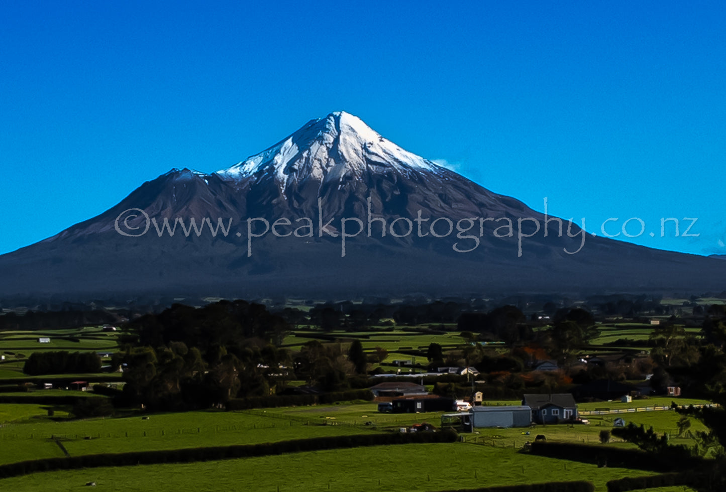 Mount Taranaki/Egmont Close Up - Choose your size