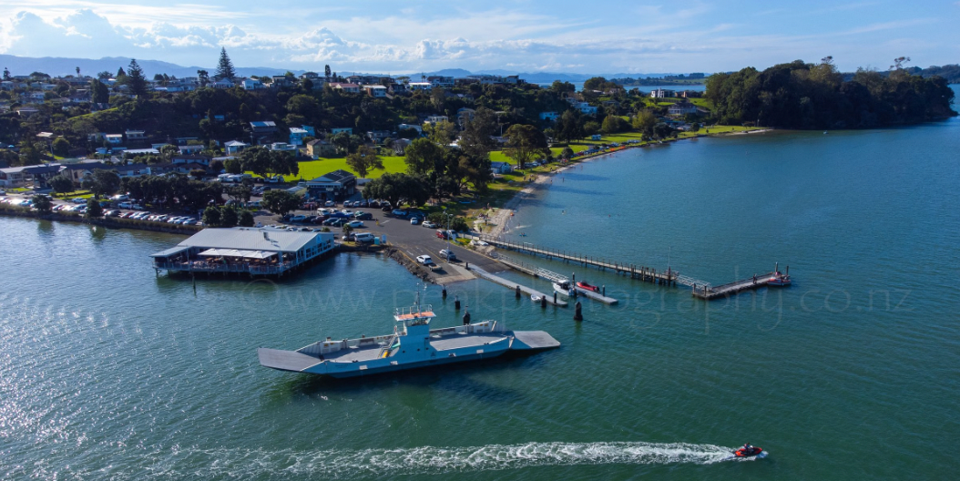 Omokoroa Harbour Canvas 100cm x 50cm